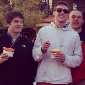 Meet your Posher, Case